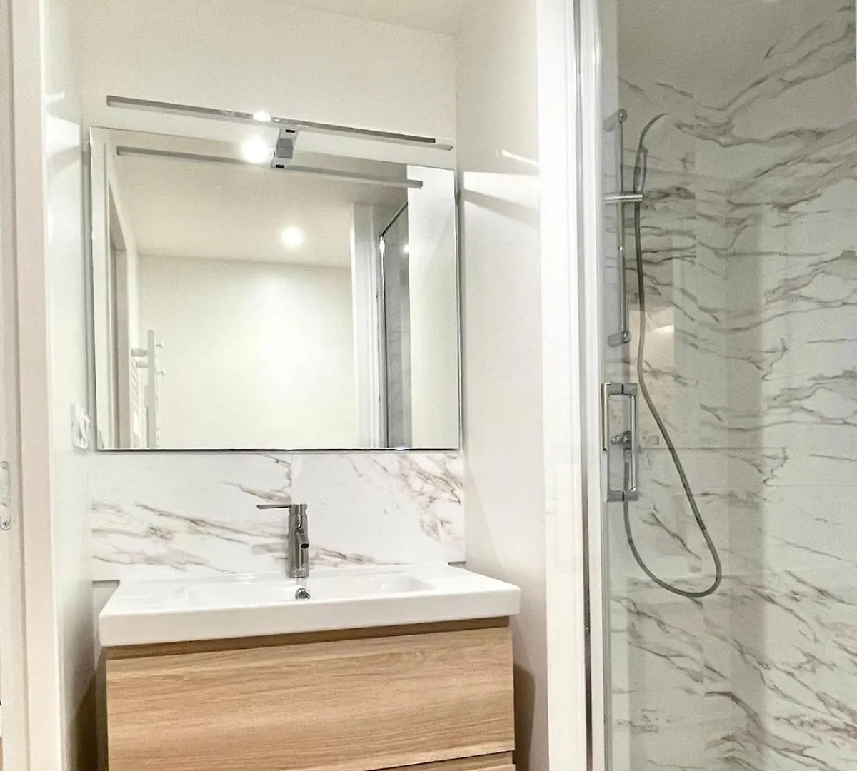 Appartamento Belsuite Appartement - Parking - Hyper Centre - Ascenseur Rennes